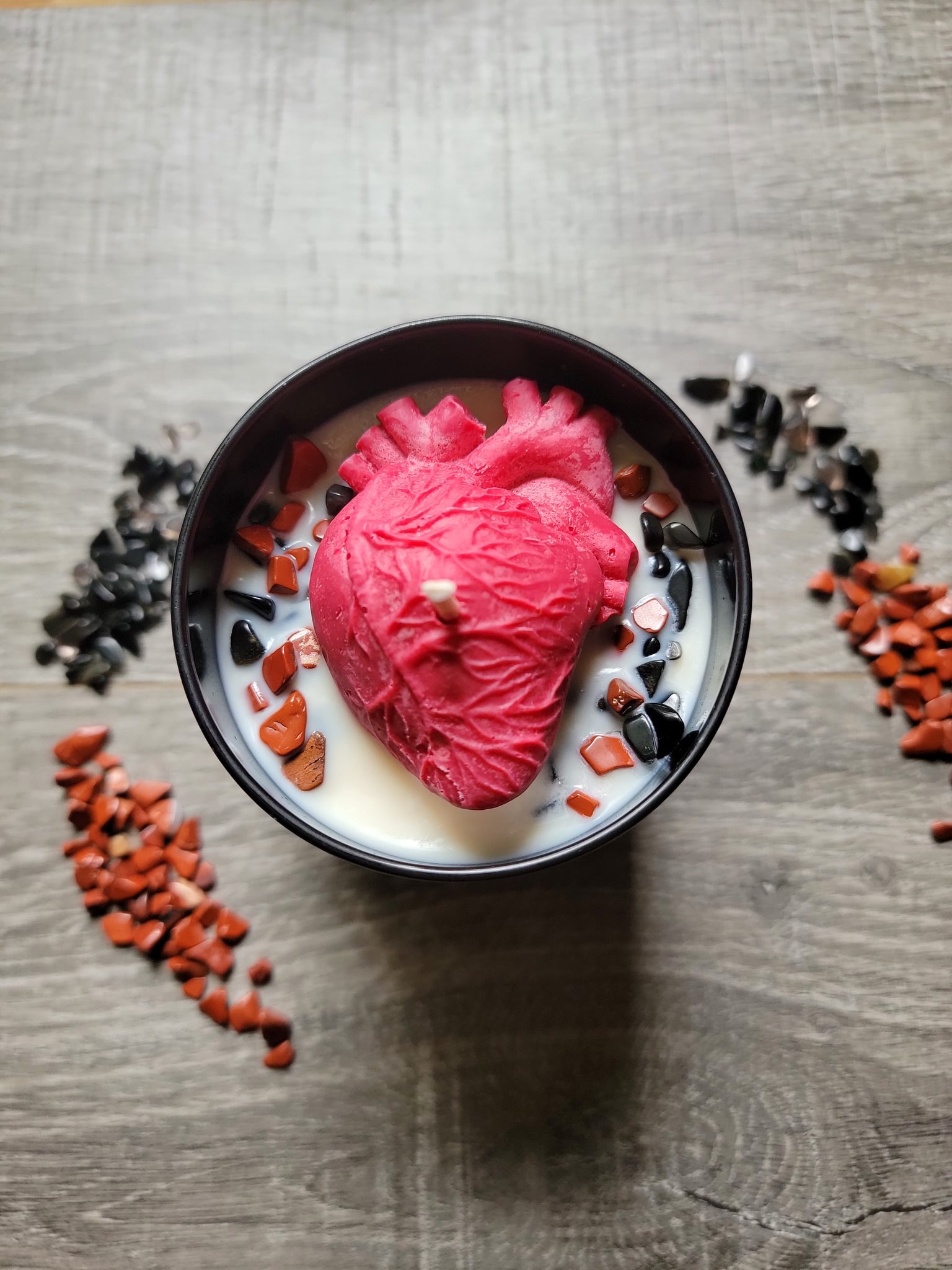 Bleeding Heart 8 oz Soy Candle