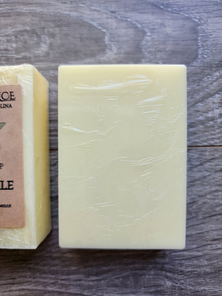 Honeysuckle 4 oz Goats Milk Soap